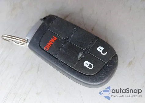 2021 Jeep Grand Cherokee Laredo E 4X2 из США, поврежденный, VIN 1C4RJEAG4MC713856